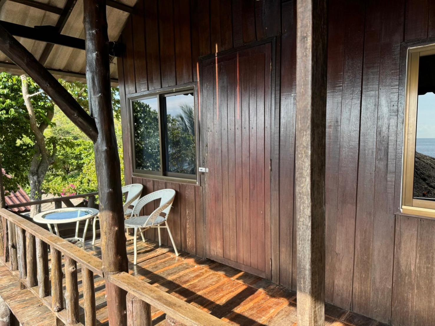 Char Bungalows Ko Tao Bagian luar foto