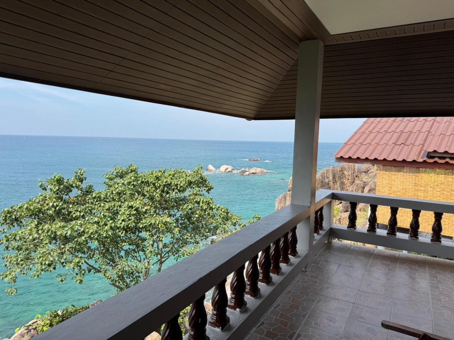Char Bungalows Ko Tao Bagian luar foto